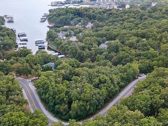 4th image of 27 Regency Cove Dr