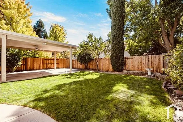 4 bed, 2607 sqft, $4,500 — Photo 2