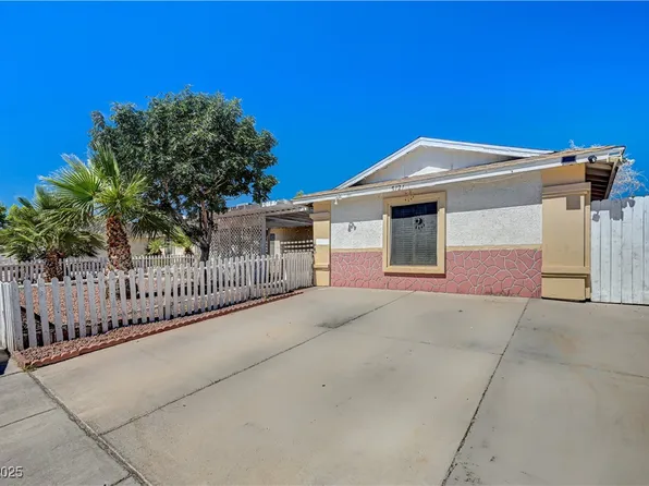 5121 Gains Mill St, Las Vegas, NV 89122