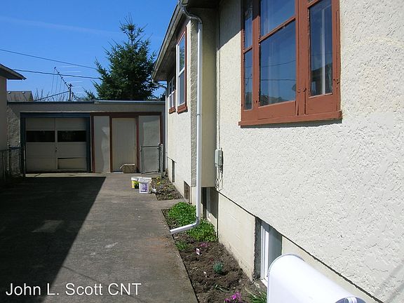4th image of 613 S Washington Ave