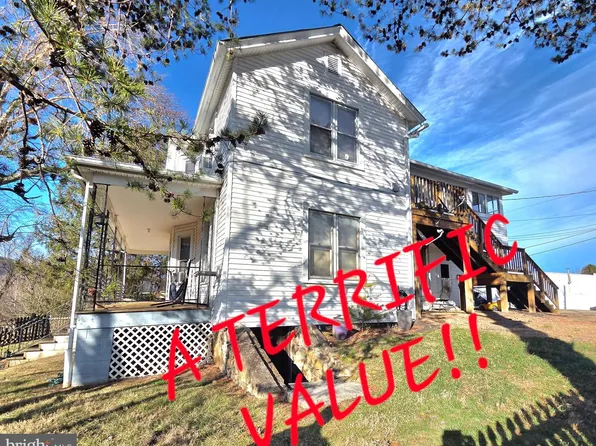 449 Harmison Ln, Romney, WV 26757