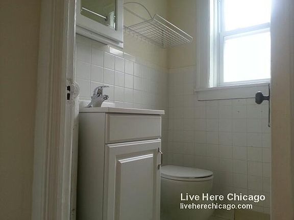5th image of 5941 N Paulina St APT 3E