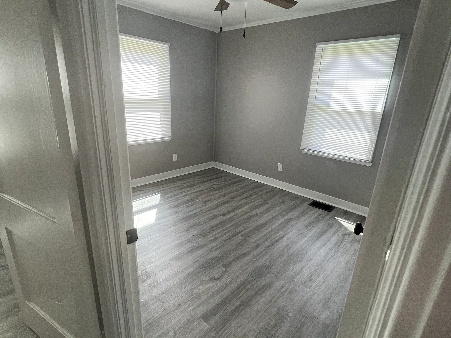 3 bed, $1,550 — Photo 3