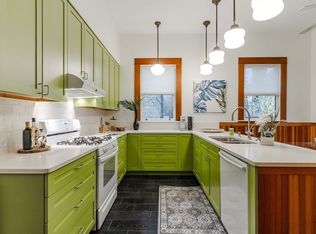 11 Oakdale St UNIT 11, Jamaica Plain, MA 02130