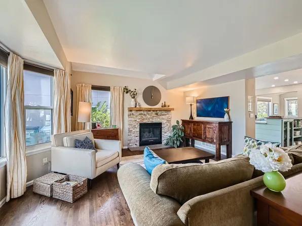 477 Lincoln Ct, Louisville, CO 80027