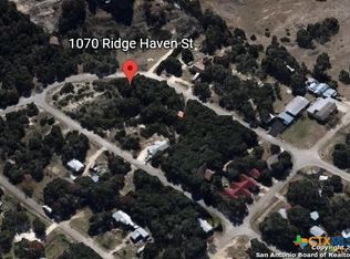 1070 Ridgehaven St, Canyon Lake, TX 78133