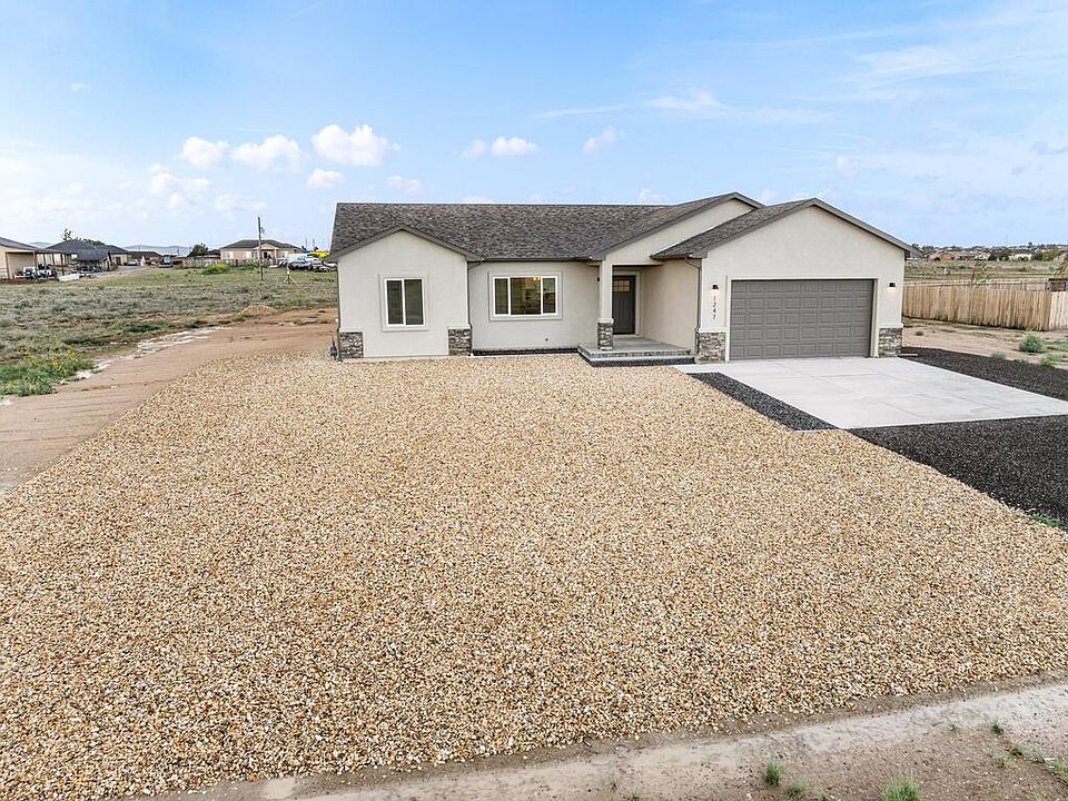 1st image of 1247 N Saltbush Ln
