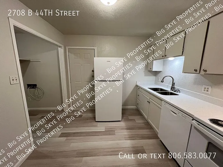 2708B 44th St — Photo 3