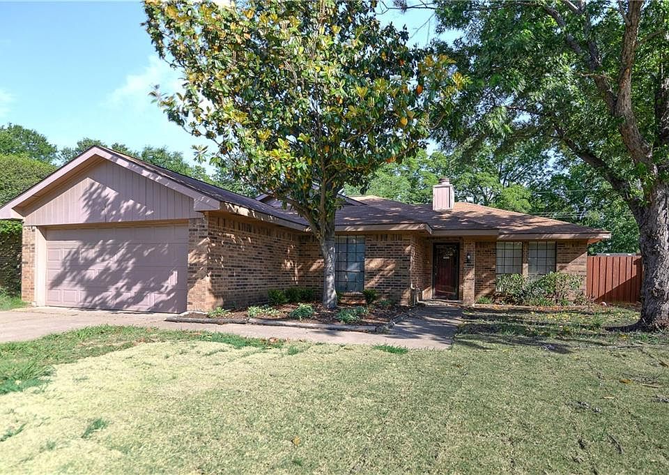 1st image of 1525 Jasmine Ln