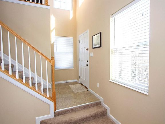 3rd image of 2827 Wexford Way