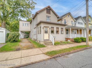 63 Stanley St, Wilkes Barre, PA 18702