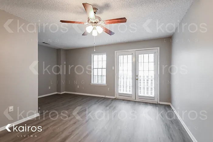 820 Courtenay Pl — Photo 10
