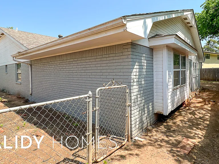 6312 Overcourt Mnr — Photo 41