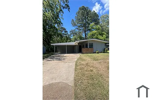 662 Piermont St Photo 1