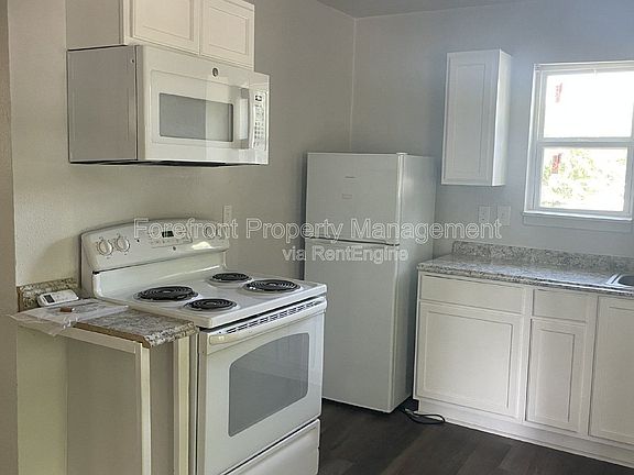 2nd image of 4818 Monterey St #202