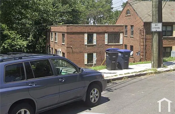 3 bed, $3,500 — Photo 1
