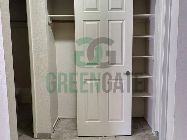 2428 Woodvale Dr — Photo 19