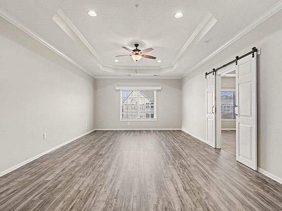 3rd image of 822 Sail Ln. #202