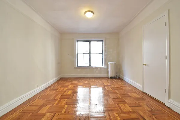 Rented by (Legacy) NY Quality Living Uptown | media 12