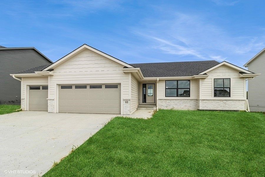 65 NW Valleyview Dr, Waukee, IA 50263 | Zillow