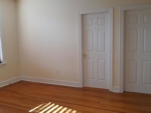 2nd image of 2730 23rd St #3