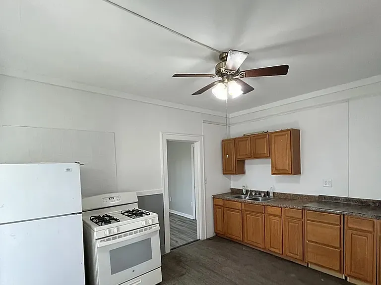 1701 Elston St #1 — Photo 4