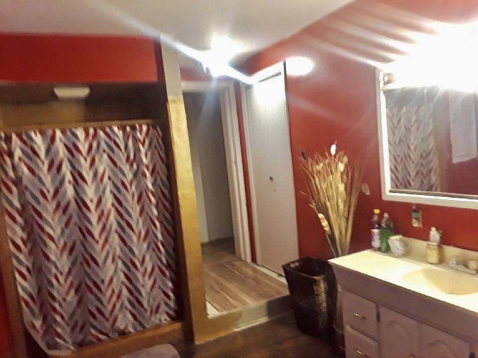 2nd image of 1310 Monroe St