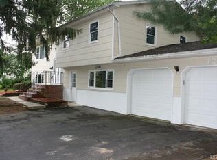 127 N Middletown Rd, Nanuet, NY 10954