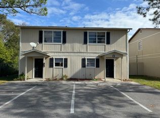 136 Douglas Rd W APT F, Oldsmar, FL 34677