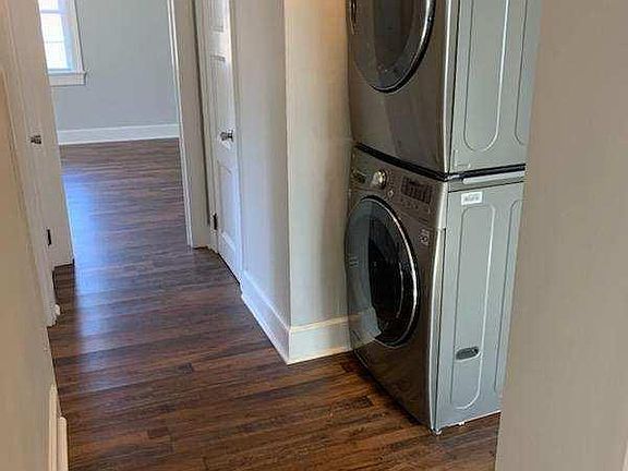 3rd image of 608 N Claiborne St