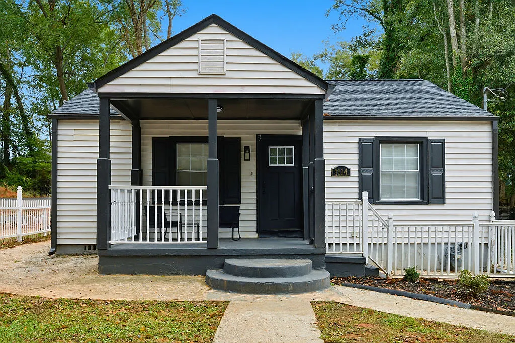 3 bed, 1501 sqft, $3,350 — Photo 1
