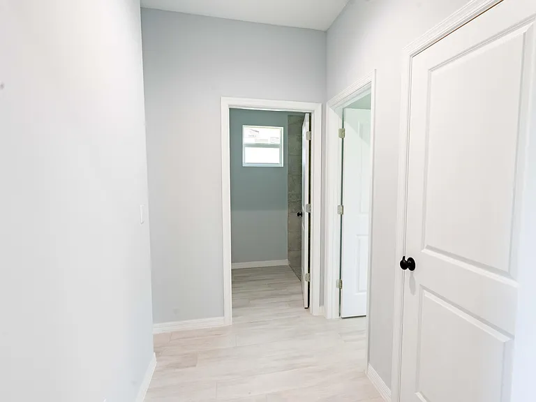 1125 11th Ct SW — Photo 7