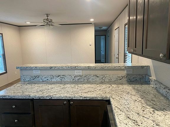 5th image of 5011 Buffalo Ct N