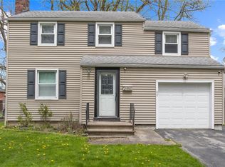 52 Lakecrest Ave, Rochester, NY 14612