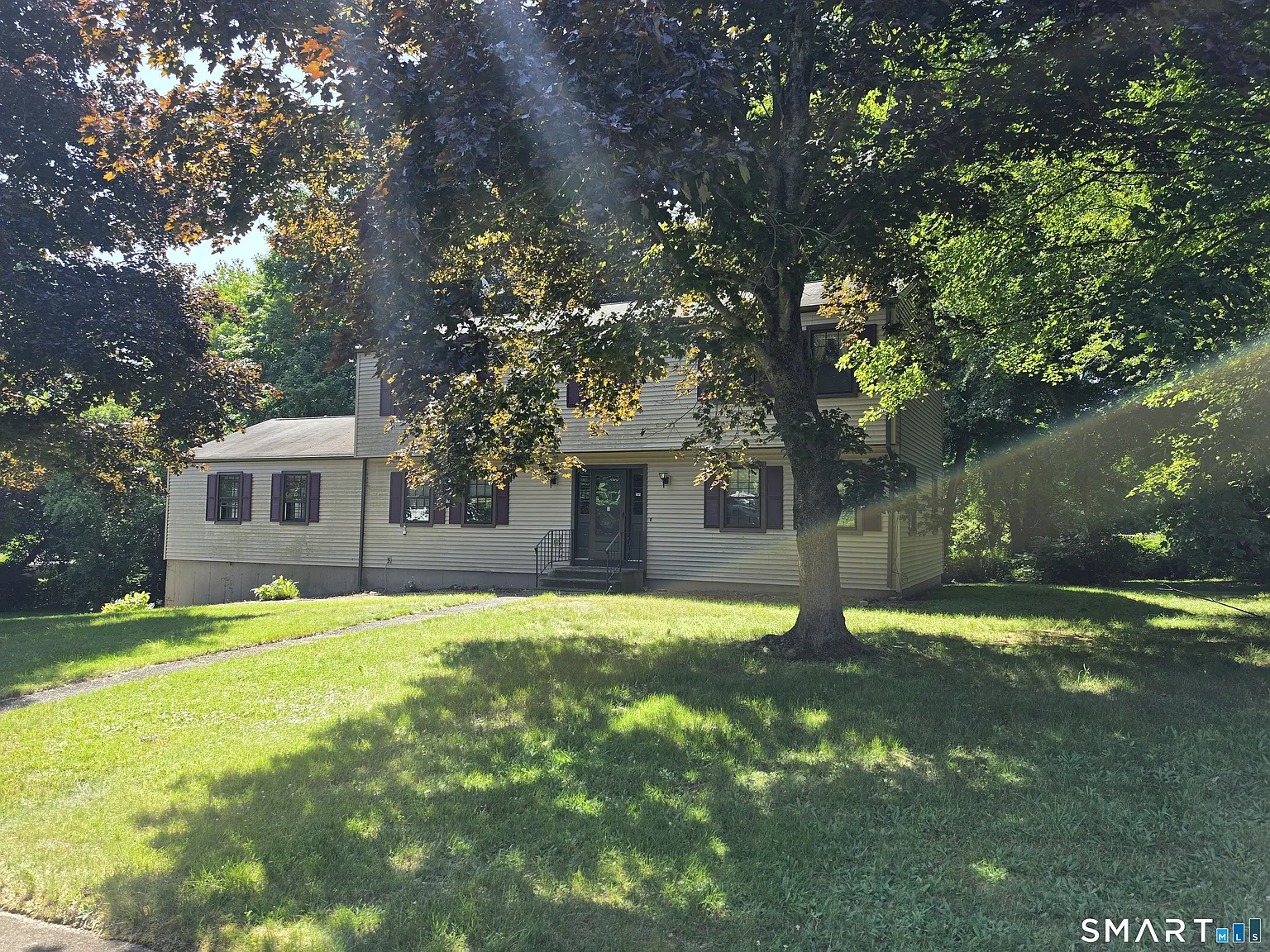 4 bed, 2.5 bath, 3620 sqft, $3,800 — Photo 1