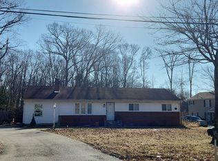 15616 Maple Dr, Accokeek, MD 20607