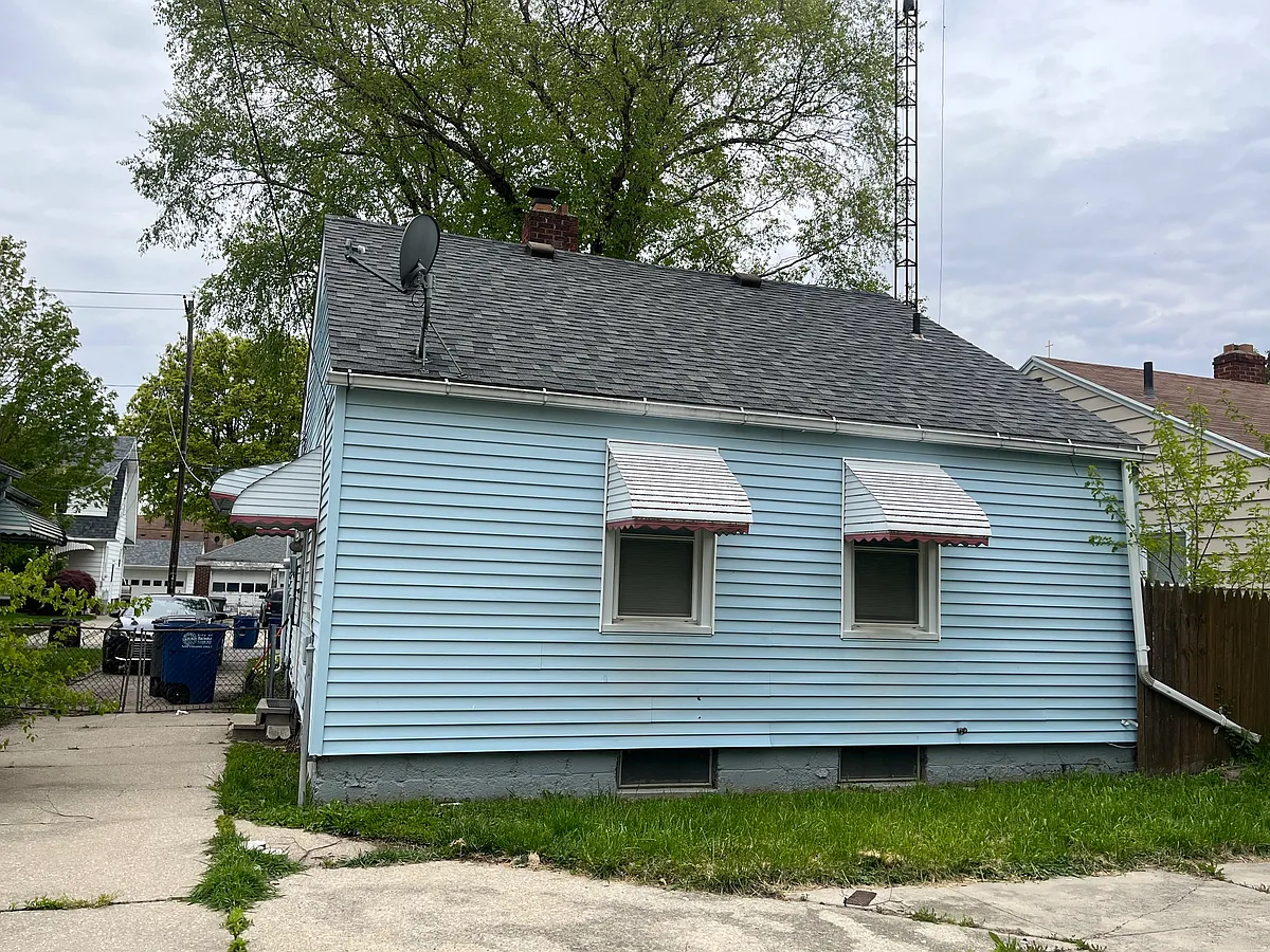Building Photo - 4446 Vermaas Ave