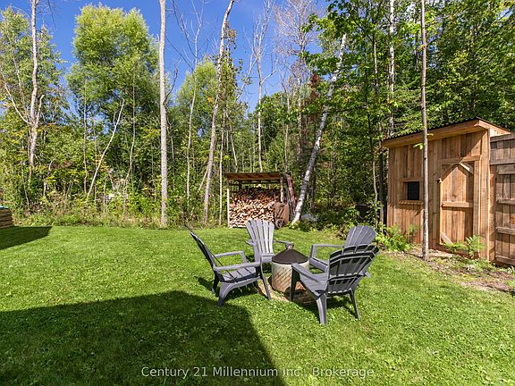 5th image of 23 Hemlock Rd