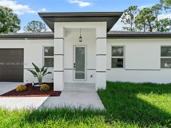 936 Anthony St E, Lehigh Acres, FL 33974