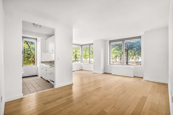 Rented by R New York | media 4