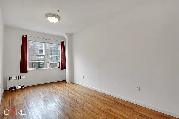 Rented by CORE | media 13