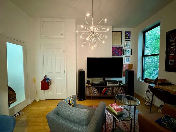 2nd image of 116 E 117th St APT 2S