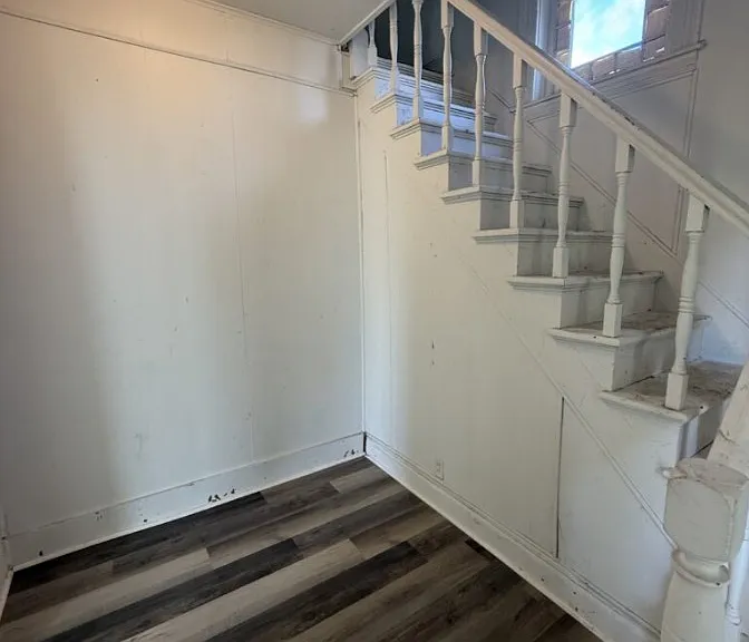 803 5th Ave — Photo 27