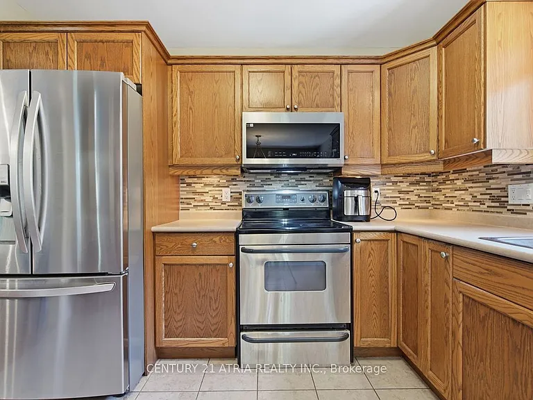 806 Marigold St — Photo 13