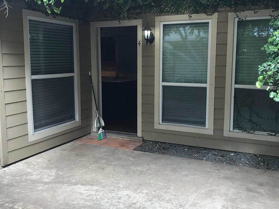 1st image of 3416 Willowrun Dr APT 4