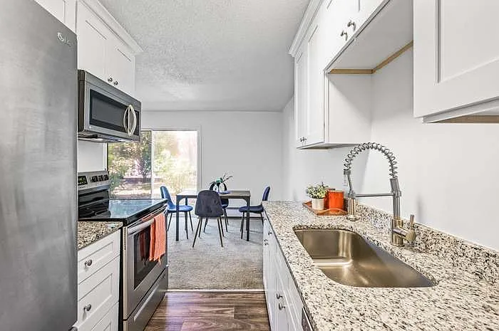 819 Smetana Rd #3 — Photo 8