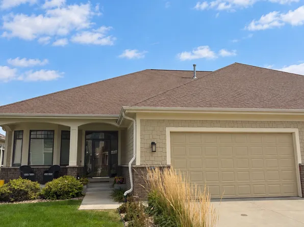 878 Diseworth Ct NE, Byron, MN 55920