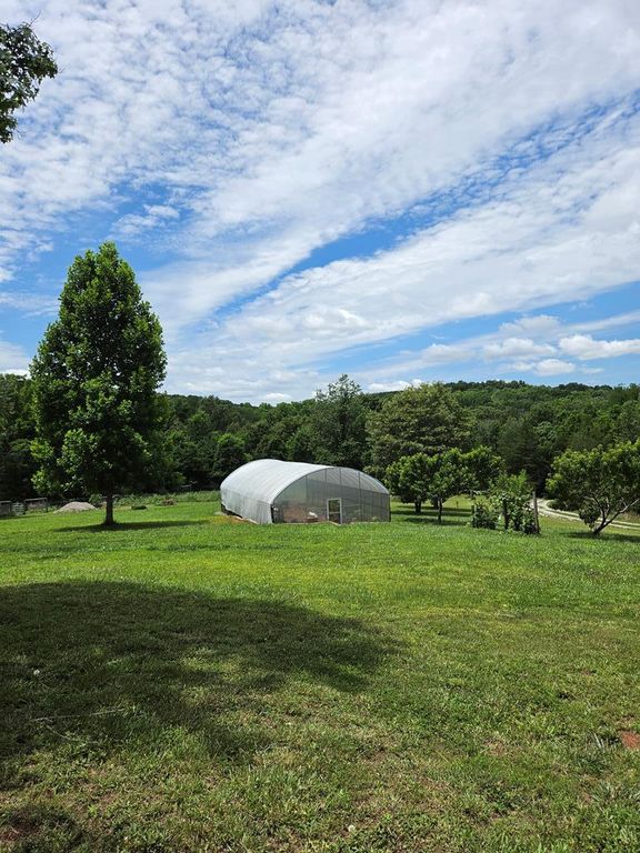 1302 Cummingsville & Sparkmantown Rd, Doyle, TN - View 2