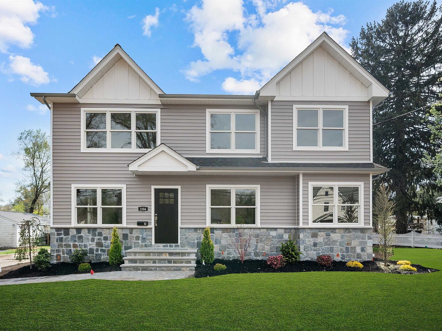 186 W Midland Ave FLOOR 1, Paramus, NJ 07652 Zillow