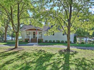 136 Greyfriars Rd, Mooresville, NC 28117